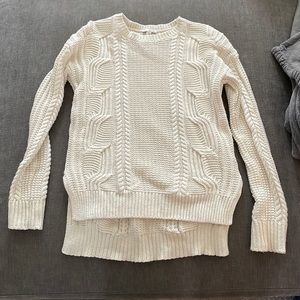 Gap XS cream high low cable knit sweater